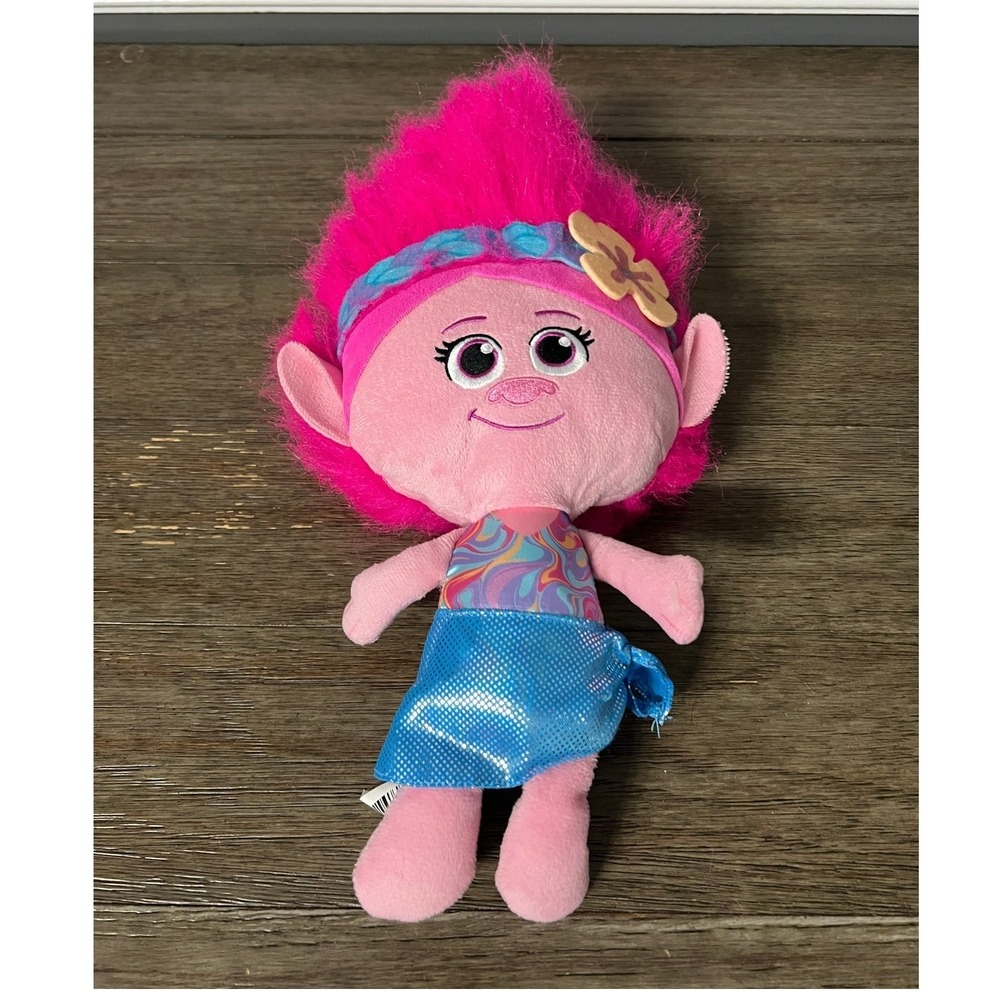 DreamWorks Trolls Band Together Poppy Plush Toy Just Play Pink Stuffed Doll 2023